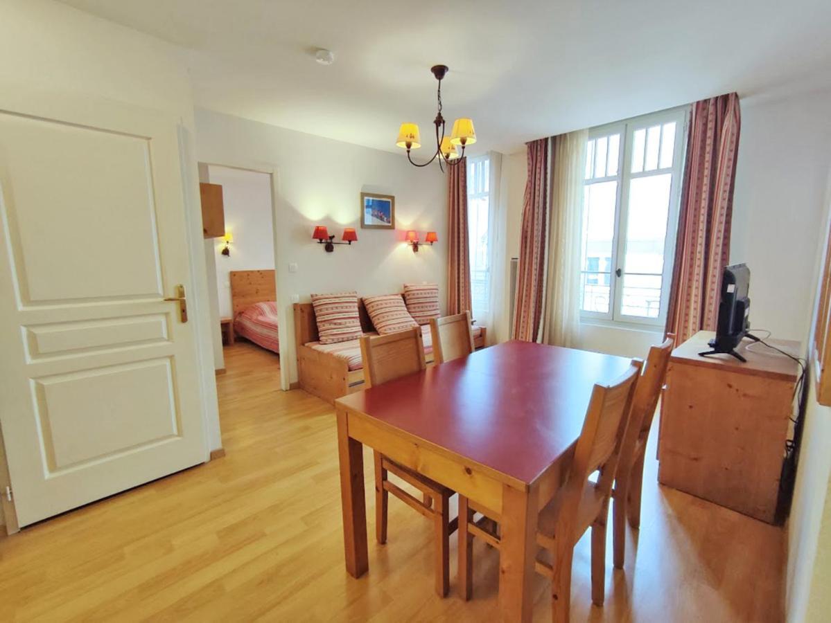 Evasion, T3, Centre Luchon, Wifi, Casier A Skis, Ascenseur, 6 Personnes Apartment *
